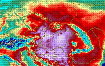 Slovensko zajtra zasiahnu búrky a krúpy. Meteorológovia varujú pred vznikom superciel