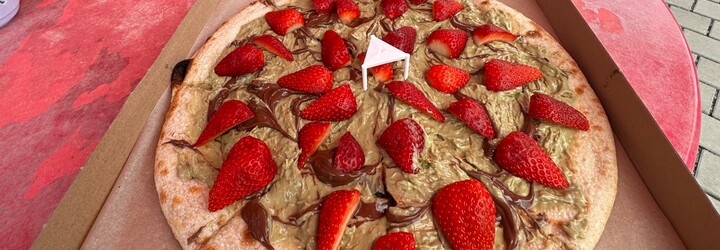 Slovenskom sa šíri trend netradičných pízz. Ochutnal som dubajskú, kapustovú, bolonskú, kebabovú a brusnicovú pizzu (TEST)