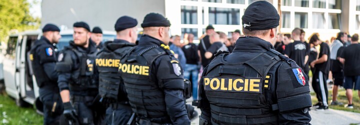 Smrt mladého muže z Teplic nesouvisí se zákrokem policistů, uvádí pitevní zpráva