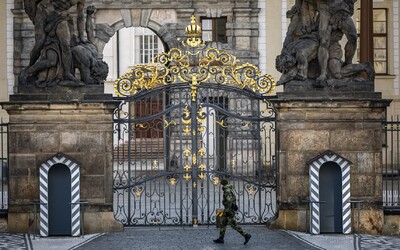 Soud rozhodl, že Pražský hrad byl pro lidi uzavřen neprávem. Organizace Kverulant tam nyní chystá akci 