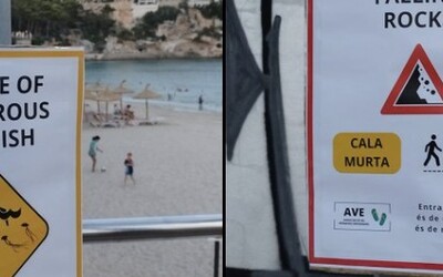 Španělé si chrání pláže před turisty. Falešnými cedulemi varují před nebezpečím medúz nebo pádu kamenů