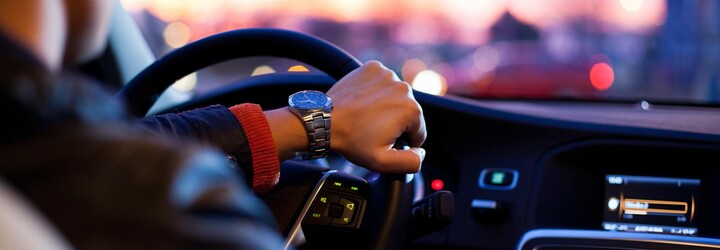 Španiela uniesli zločinci. Zachránila ho fotka volantu a poloha na telefóne, ktoré poslal svojej priateľke