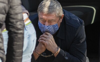 Špeciálny prokurátor Kováčik, ktorý mal byť súčasťou Bödörovej a Gašparovej zločineckej skupiny, zostáva vo väzbe