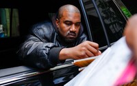 Spoločnosť Adidas ukončila spoluprácu s Kanyem Westom. Dôvodom sú antisemitské poznámky   