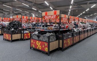 Spoločnosť Lidl prichádza s významnou novinkou. Otvoril vôbec prvý outletový obchod