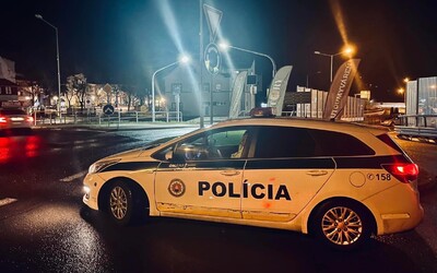 Spolužiakov v Trenčíne chcel zastreliť revolverom. Polícia obvinila stredoškoláka, ktorý sa vyhrážal rovesníkom
