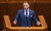 Štátnu zákazku za pol milióna eur dostala firma, ktorá organizovala detské oslavy. Teraz bude riadiť pomoc Ukrajine