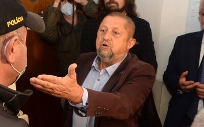 Štefan Harabin prehral súd s Esetom, musí sa ospravedlniť za výroky o zasahovaní do volieb