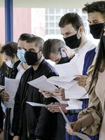 Stredné školy sa otvoria v deviatich okresoch. Ako je na tom tá tvoja?
