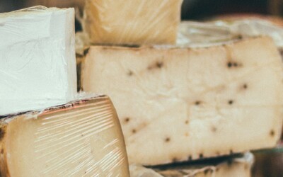 Studie odhalila nový lék na kocovinu. Všichni ho máme doma