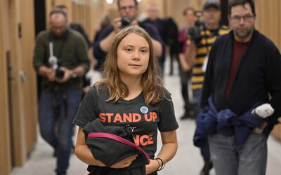 Súd opäť potrestal klimatickú aktivistku Gretu Thunbergovú. Takúto pokutu musí zaplatiť, lebo ignorovala policajný príkaz