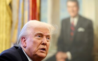 Súkromné údaje dôležitých amerických predstaviteľov sú prístupné na internete. Zahraniční agenti mohli špehovať ich skupinu