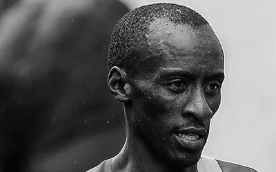 Světový rekordman v maratonu Kelvin Kiptum zemřel při tragické nehodě