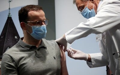 Nová nádej: Čínska vakcína proti koronavírusu funguje. U dobrovoľníkov sa vytvorili protilátky