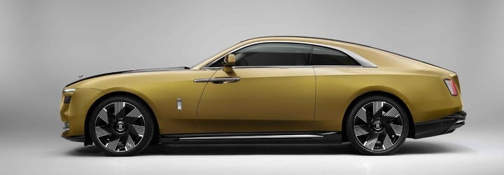 Svoj elektromobil má už aj Rolls-Royce, nové Spectre vyzerá veľkolepo, pre batériu váži až 3 tony