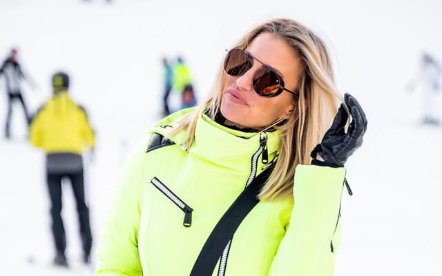 Swag ze sjezdovek: Moon boots, kam se podíváš, aneb jak se oblékají návštěvníci Špindlerova Mlýna
