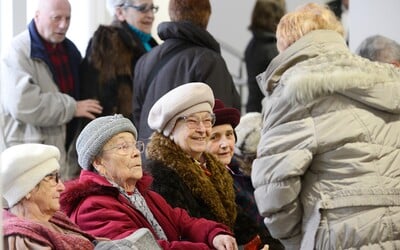 TABUĽKA: Títo Slováci pôjdu do dôchodku až po sedemdesiatke. Pozri si prehľad podľa veku