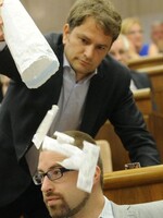 TOP 10 momentov budúceho premiéra Igora Matoviča: Plakal, kričal a vysypával injekčné striekačky 