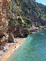 TOP 7 najkrajších pláží v Chorvátsku: Skryté zátoky, biely piesok aj ikonické destinácie, ktoré pripomínajú Karibik