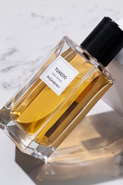 TOP mužské vône do sychravého počasia: Novinka od Byredo, luxusný YSL aj parfum protikladov PIGMENTARIUM