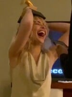 TOP virálne momenty z Grammy 2025: Ľudí pobavila šokovaná reakcia Beyoncé aj tanec Sabriny Carpenter so soškou na hlave
