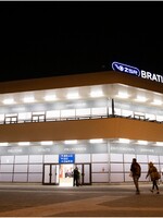 Takto vyzerá Hlavná stanica v Bratislave po vynovení. Pred majstrovstvami ju kompletne vyčistili