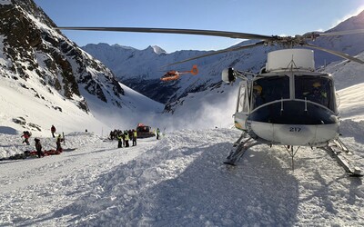 Talianske Alpy za 24 hodín zasiahli 2 lavíny, ktoré zabili štyroch ľudí, vrátane matky a jej dvoch 7-ročných dcér