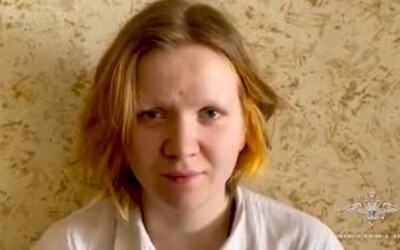 Tato žena se přiznala k atentátu na proruského blogera. Ve videu popsala, jak přinesla sošku s bombou do kavárny