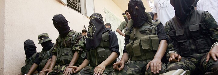 Teroristé z Al-Káidy nabízejí za usmrcení evropských policistů Bitcoiny