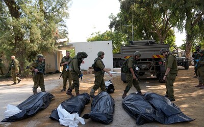 Teroristi z Hamasu povraždili izraelské bábätká a odrezali im hlavy, tvrdí IDF. Vojaci stále nachádzajú následky masakrov