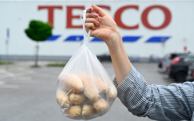 Tesco ide od marca na Slovensku výrazne zvýšiť platy zamestnancov. Vyčlenilo na to viac ako 10 miliónov eur