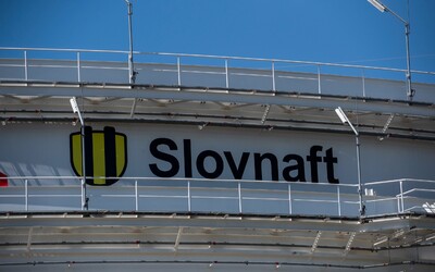 Tieto firmy zaplatili na Slovensku v roku 2022 najvyššiu daň. Náš ropný gigant Slovnaft odviedol viac ako 600 miliónov eur