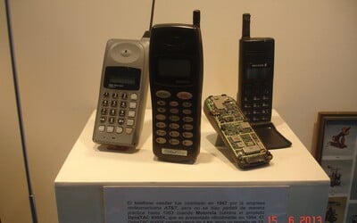 Tieto modely sa predávajú za tisícky eur. Ak si sa nezbavil svojho starého mobilu, teraz na ňom môžeš zbohatnúť