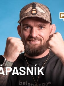 Toľkoto si zarobím za jeden zápas (ODPOVEDÁ MMA ZÁPASNÍK)