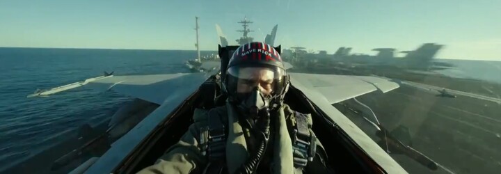 Tom Cruise obnovuje svou lásku ke stíhačkám v adrenalinovém traileru pro Top Gun: Maverick