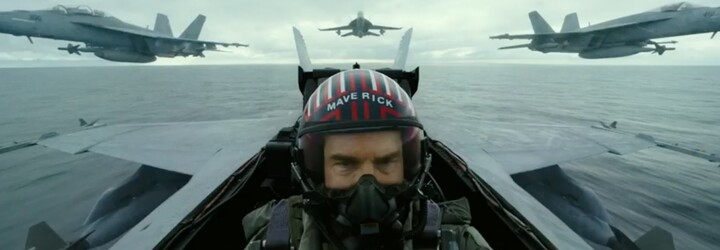 Tom Cruise požadoval, aby sa jeho hereckí kolegovia z Top Gun 2 naučili lietať v stíhačkách