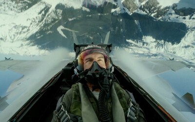 Tom Cruise požadoval, aby sa jeho hereckí kolegovia z Top Gun 2 naučili lietať v stíhačkách