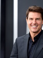 Tom Cruise vrátil všetky Zlaté glóbusy. Pridáva sa ku kritike organizácie, ktorá prijímala za porotcov len belochov