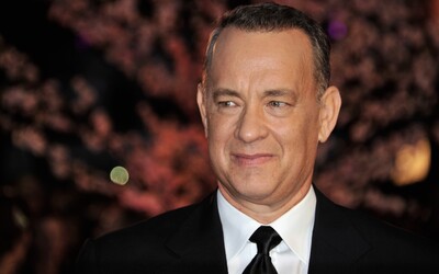 Tom Hanks doporučuje dentální hygienu. Až na to, že to vůbec není on 