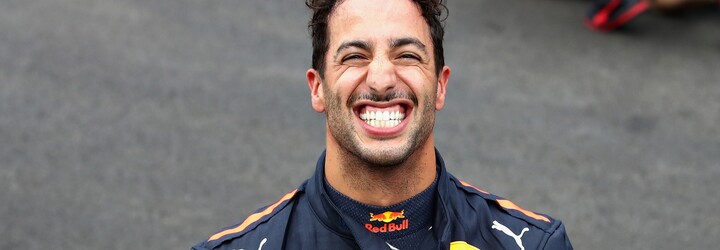 Toto je Daniel Ricciardo. Vyměnil plat přes půl miliardy, aby se stal mistrem světa, ale se svým magickým úsměvem se neztratí