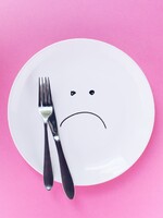 Toto sú 3 varovné signály, ktoré ti naznačia, že blízka osoba môže trpieť poruchou príjmu potravy