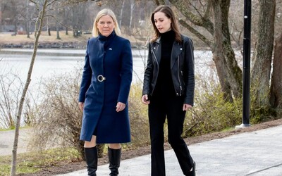 Toto sú premiérky Fínska a Švédska. Jednu vychovali dve ženy v „dúhovej rodine“, druhá najskôr rezignovala pár hodín po zvolení