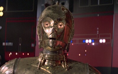 Toužíš po hlavě robota C-3PO ze Star Wars? Teď je tvoje šance, jde do aukce 