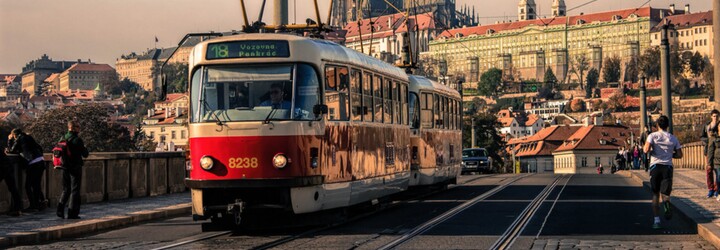 Toužíš po vlastní tramvaji či autobusu? Pražský dopravní podnik rozprodává část svého majetku