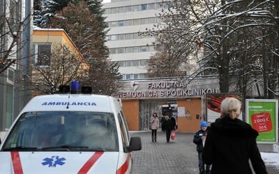 Tragédia v Žiline: Vyše 90-ročný muž utĺkol stojanom na infúzie ďalšieho pacienta, ktorý o niekoľko hodín zomrel