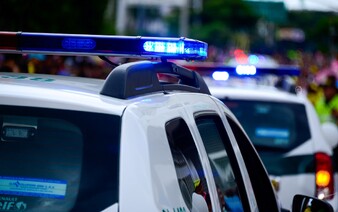 Tragédie v USA: Auto vrazilo do davu lidí, na místě je 10 mrtvých a desítky zraněných