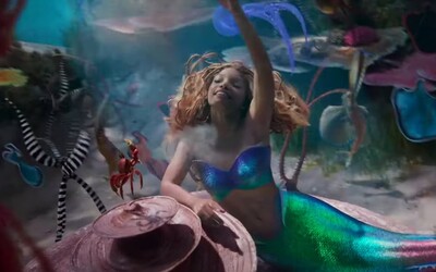 Trailer na Malou mořskou vílu: Ariel zpívá, hraje si s rybami a objevuje kouzlo lásky a lidského světa