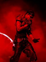 Travis Scott na Coachelle previedol fanúšikov všetkými svojimi érami. Predstavil aj nové nevydané songy