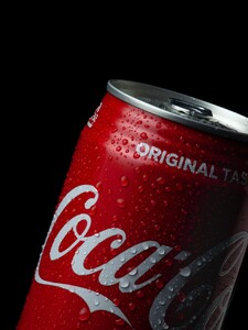 Trump oznámil zmenu hlavnej zložky v Coca-cole. Firma podľa neho súhlasí