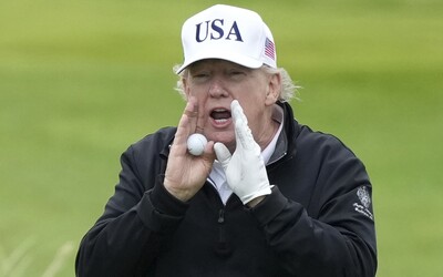 Trump potvrdil 15 % clá pre EÚ. Fico chváli Šefčoviča, hovorí o dobrom výsledku